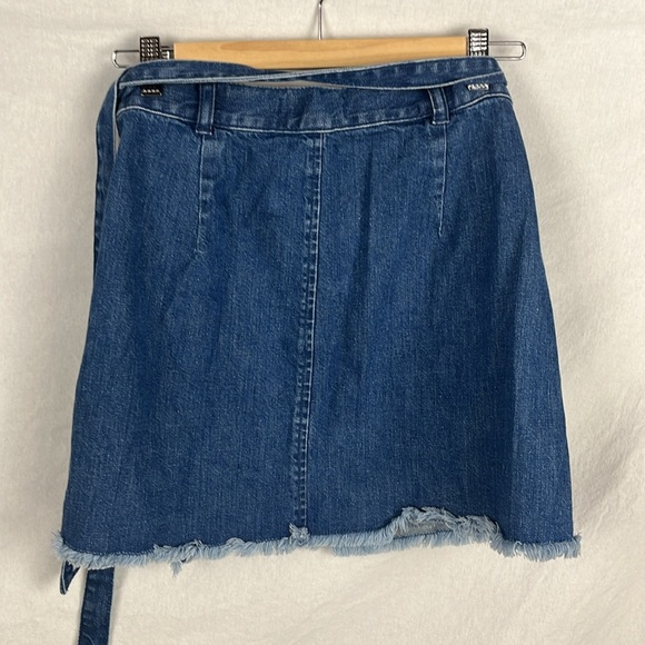 Madewell wrap denim 6 raw hem - Picture 8 of 8